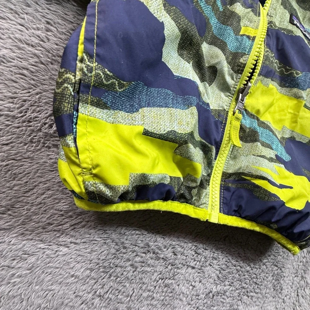 Patagonia Reversible Puff Ball Jacket 2T Navy Camo Yellow Quilted Hooded Zip - Picture 6 of 8